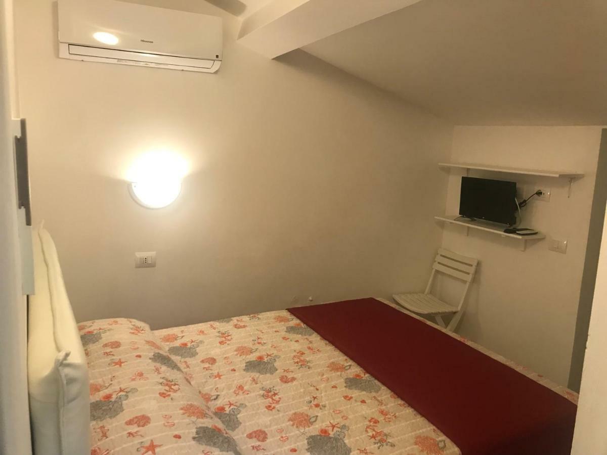 Guest House Montenegro 라스페치아 외부 사진